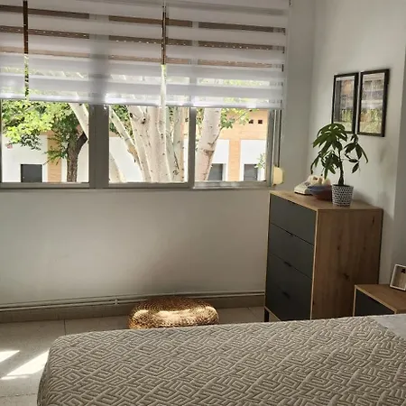 Holiday home Casa De Tres Con Hermoso Patio Puertollano